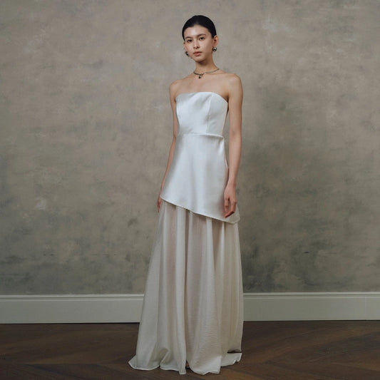 Strapless spliced light evening dress